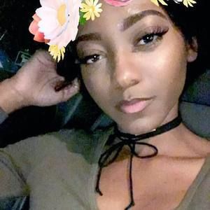 Meet your Posher, Dejha